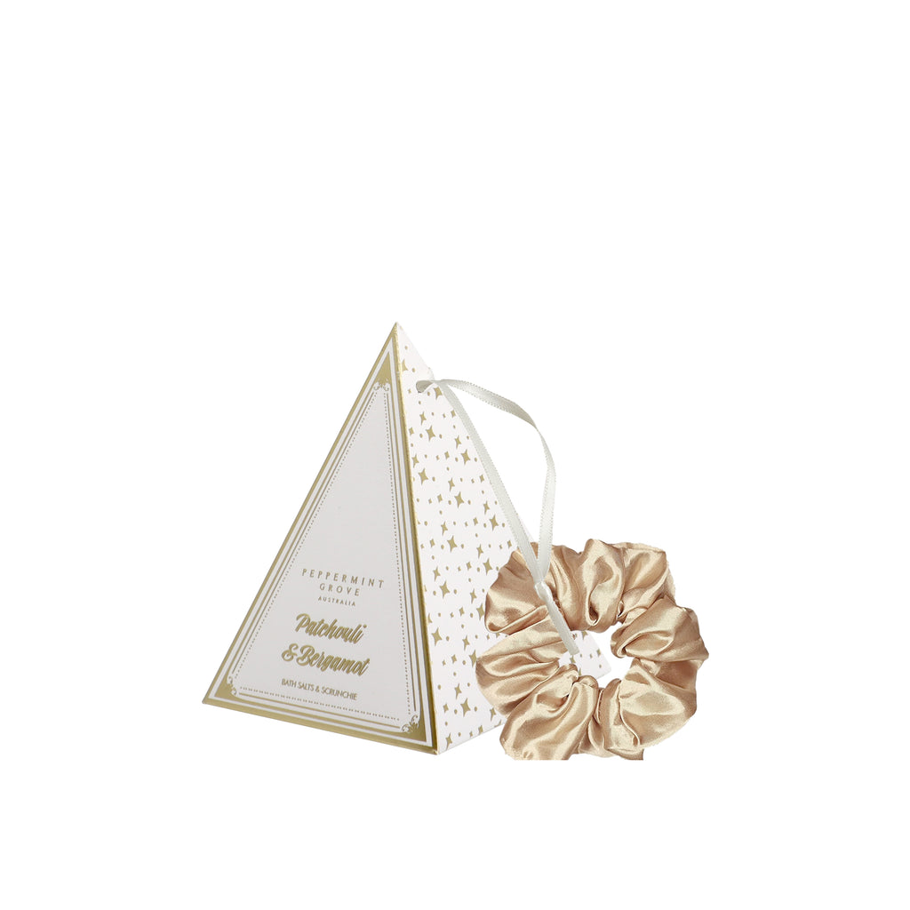 Peppermint Grove Patchouli & Bergamot Bath Salts & Scrunchie Decoration